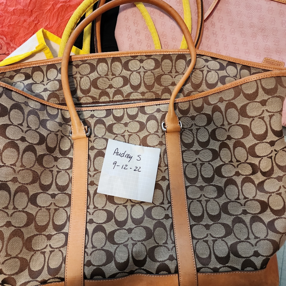 Coach Signature Carry All Weekender Getaway Bag Gem